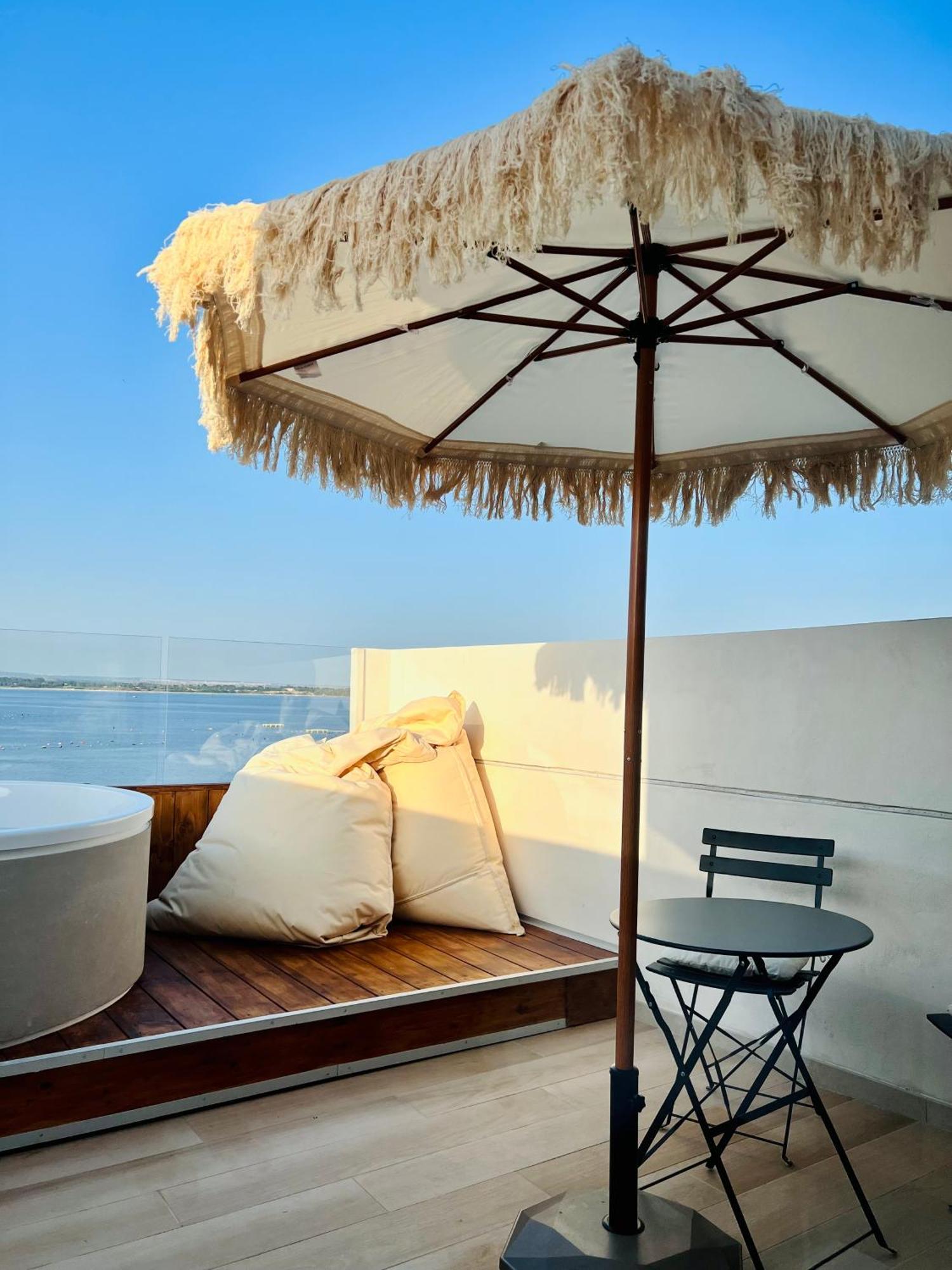 Palazzo Mata Boutique Hotel Taranto Exterior foto